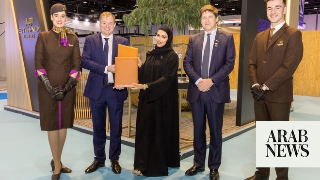 Etihad Airways signs contrail management contract with UK green aerospace firm