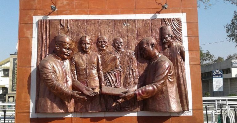 Let Us All Defend the Constitution Against the Times