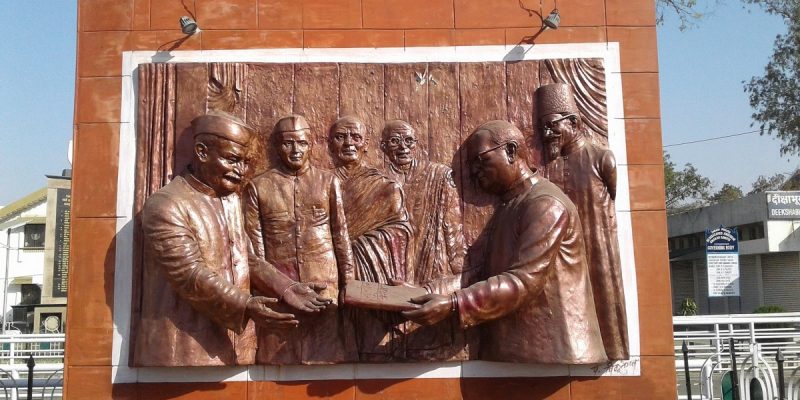 Let Us All Defend the Constitution Against the Times