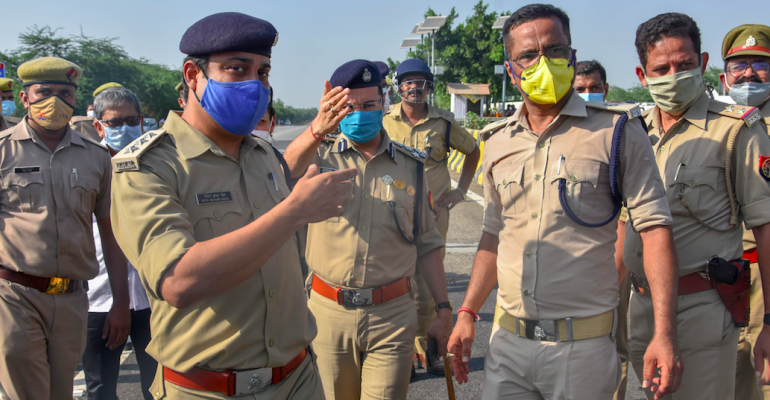 UP Police to Use Hindu Lunar Calendar to Track Crime, Claim Spurt in Crime on ‘Darker Nights’