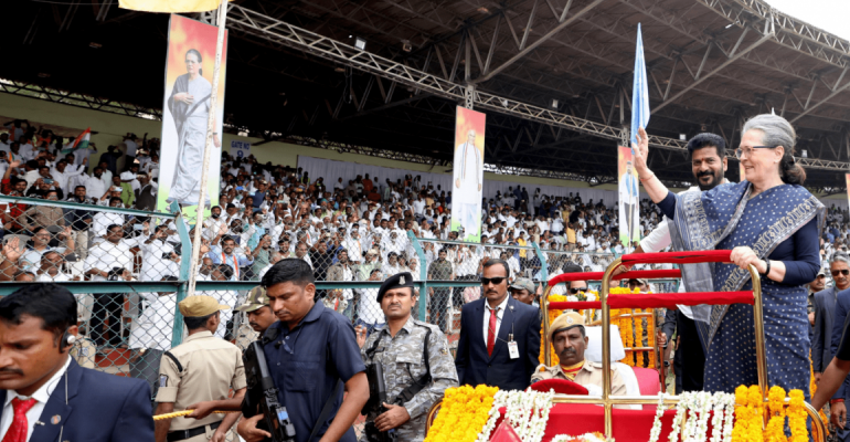 Divided Cadre, Soft Hindutva and Other Factors That Don’t Help the Congress